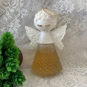 Vintage Avon Angel Design Perfume Bottle. FULL/ no box. Wonderful vint. cond.